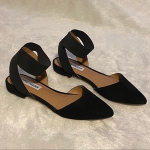 Steve Madden suede flat